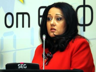 Лиляна Павлова прати президента в Брюксел да пита за концесиите