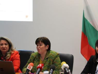 Стела Балтова: Работим за нормалното протичане на Летен сезон 2017