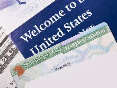 САЩ реже наполовина приема със Зелена карта