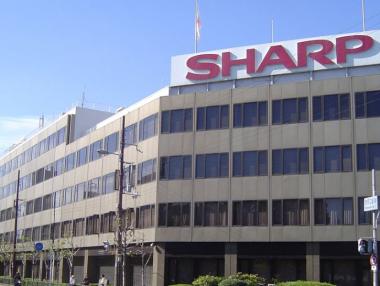 Ѕhаrр прави завод за дисплеи в САЩ