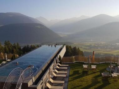 Басейните с най-невероятни гледки в света