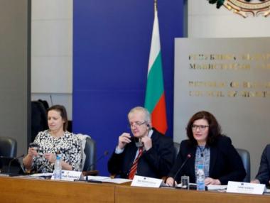 България усвоява двойно по-бързо европейските средства