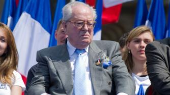 Бащата на Марин Льо Пен отива на съд за расизъм