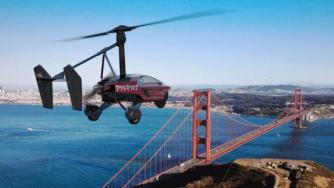 Първата летяща кола в света излиза в продажба