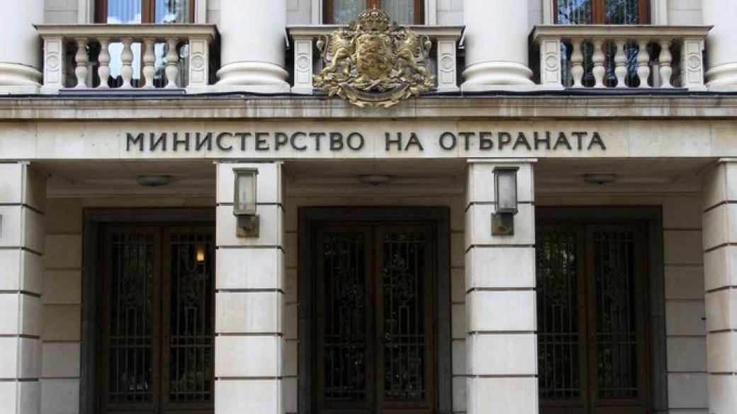 5600 са свободните места в Българската армия