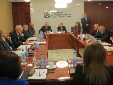 Бизнесът очаква стабилно управление след изборите