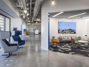 Visa отвори най-големия си център за иновации в света