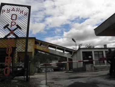 Миньор пострада при срутване в рудник „Оранов“