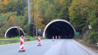 Затворено е движението по магистрала „Хемус“