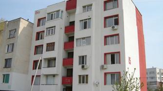 Договори за саниране няма да се сключват, докато не се осигурят още пари