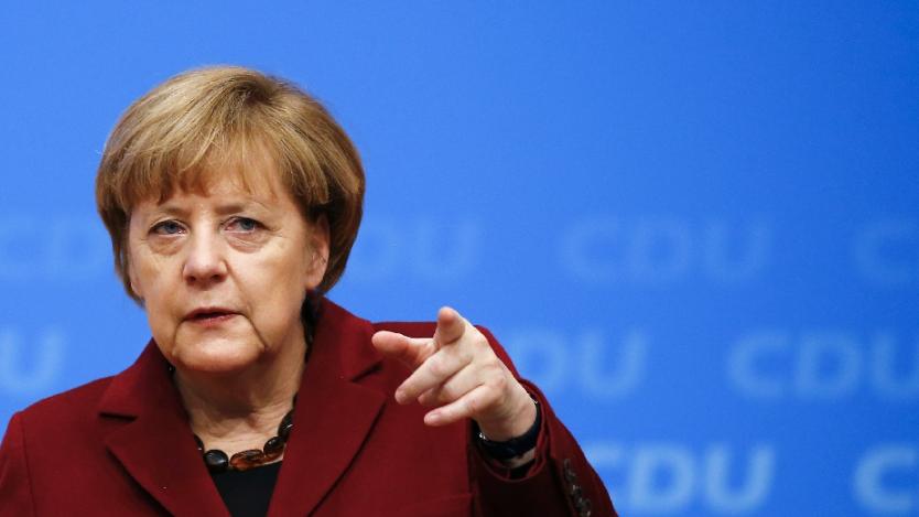 Меркел иска повече пари за отбрана