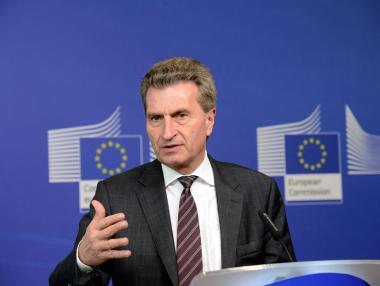 ЕК: Развитите държави в ЕС ще плащат повече след Brexit