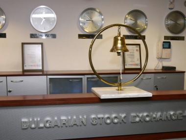 За един ден индивидуалните инвеститори ще могат да търгуват на борсата без такси
