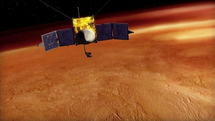 НАСА предотврати сблъсък на свой спътник с луната на Марс