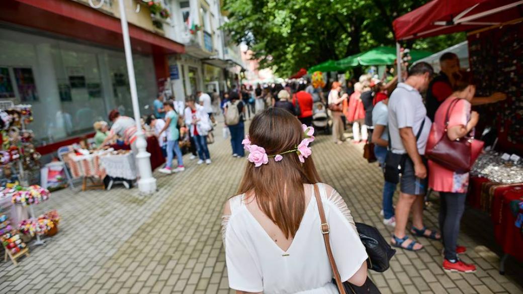 Съвременната българска жена в няколко графики