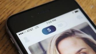 Приложението за запознанства Tinder пуска специална версия