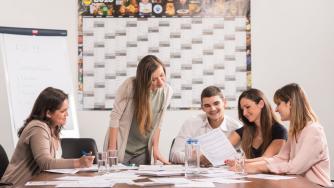 LIDL стартира платена стажантска програма