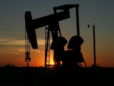 Петролът тръгна нагоре, очаквайки решението на ОПЕК