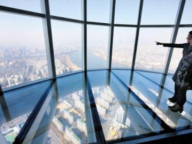 Отвори третата най-висока обсерватория в света