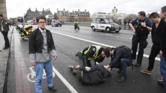 Жертвите в Лондон вече са пет, ранените са над 40