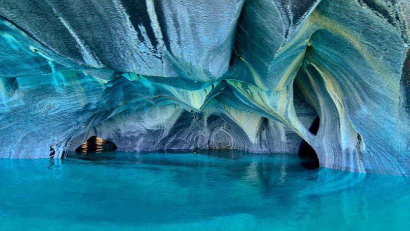 Мраморните пещери в Чили