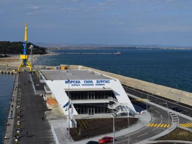 „Пристанище Бургас“ обяви търг за наем на ресторанта в Морска гара