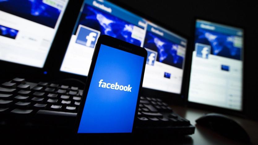 Facebook иска от българите да мислят, преди да публикуват