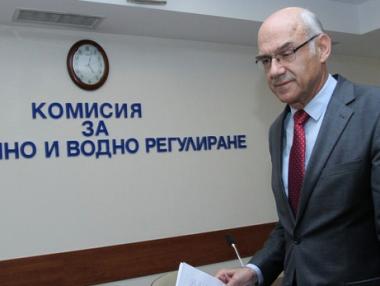 Работодателите обвиниха регулатора за поскъпването на тока