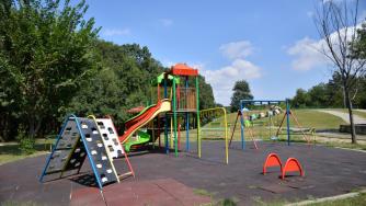 80% от детските площадки не отговарят на стандартите