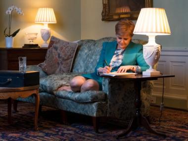 Лондон получи искането на Шотландия за референдум