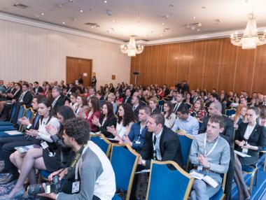 Петата конференция на Кофас е посветена индустриалната революция и новите конкурентни стратегии