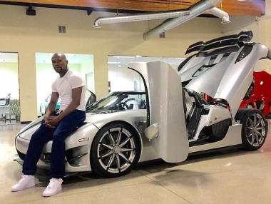 Мейуедър продава своя Koenigsegg