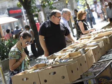 Фандъкова: Пазарът с книгите на „Славейков“ остава