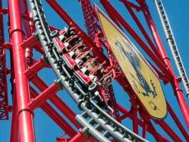 Европа вече има най-бързото влакче във Ferrari Land