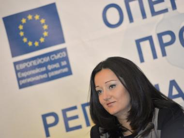 Лиляна Павлова: Изграждането на „Струма“ може да се забави заради „Железница“