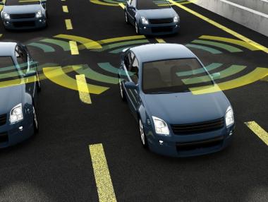 Великобритания влага 100 млн. паунда в автономни коли