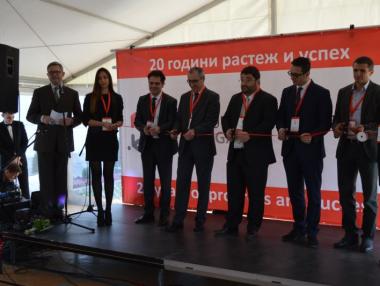 Завод за автомобилни части открива още 400 работни места в Ботевград