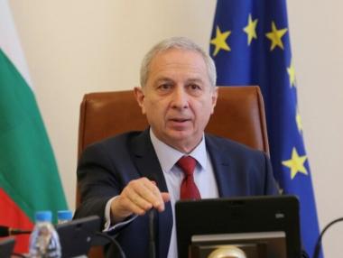 Подкрепата на Румен Радев е спасила поста на служебния правосъден министър