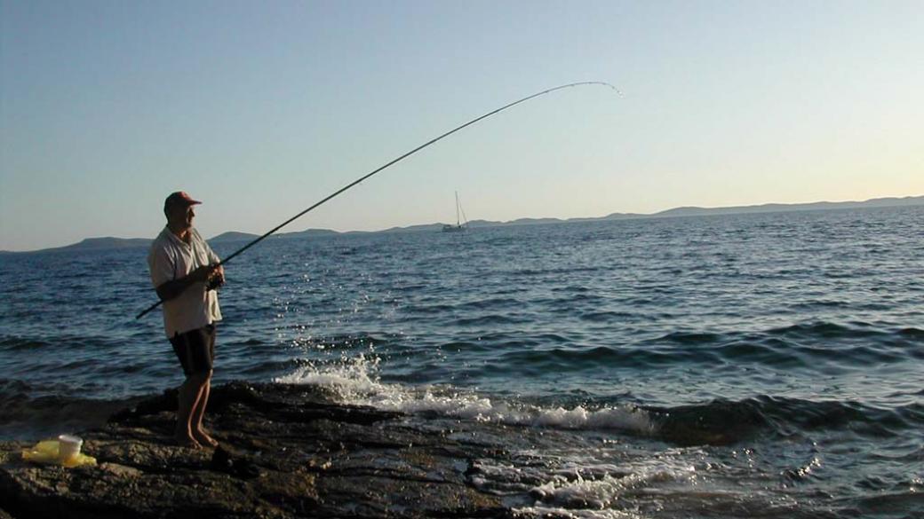 Забранява се риболовът до 2 юни