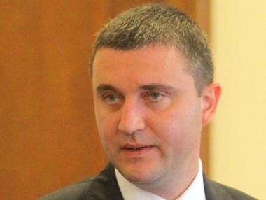 Горанов: Бюджетът няма да понесе преизчисляване на пенсиите