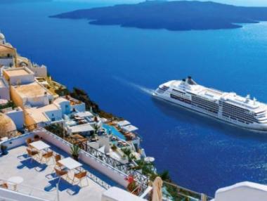 На борда на най-луксозния круизен кораб