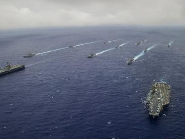 Самолетоносачът „Карл Винсент“ скоро ще бъде до Северна Корея