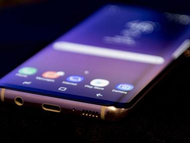 На Samsung му се налага да ремонтира Galaxy S8