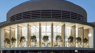 Най-модерният магазин на Apple в Дубай