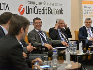 „Шумът на парите“ търси решение на проблемите пред българската икономика