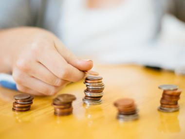 За какво харчат най-бедните и най-богатите в България