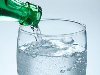 Газираната вода води до напълняване