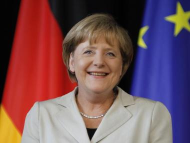 Меркел спечели ключов регион, гледа към четвърти мандат