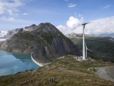 Швейцарците гласуваха за постепенното премахване на ядрената енергетика