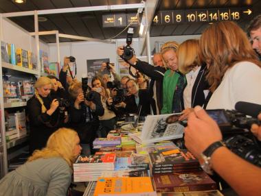 Пролетният базар на книгата отвори врати в НДК